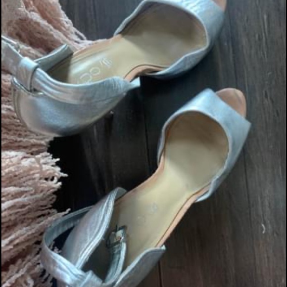 Silver Aldo Heels - Picture 5 of 6